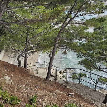 11 Appartement Brela