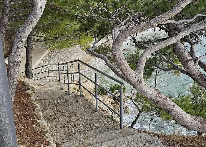 Appartement 11 *